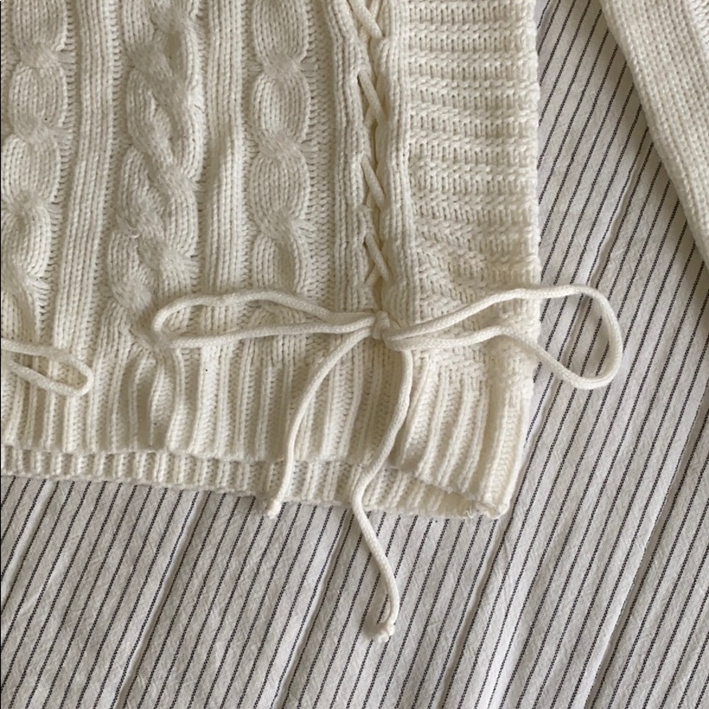 Sweater - Picture 2 of 4